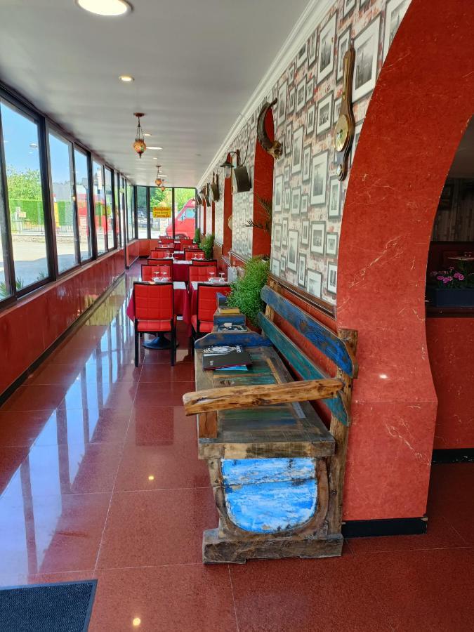 Le Village Gainneville Luaran gambar